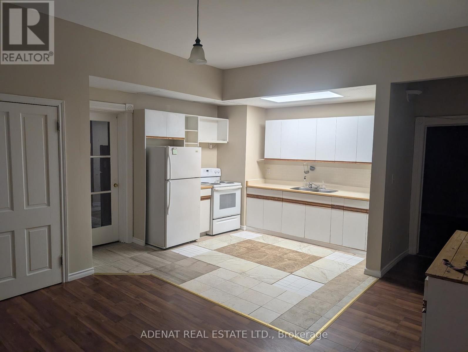 Main Fl - 19734 Airport Road, Caledon, Ontario  L7K 0A3 - Photo 2 - W12638924