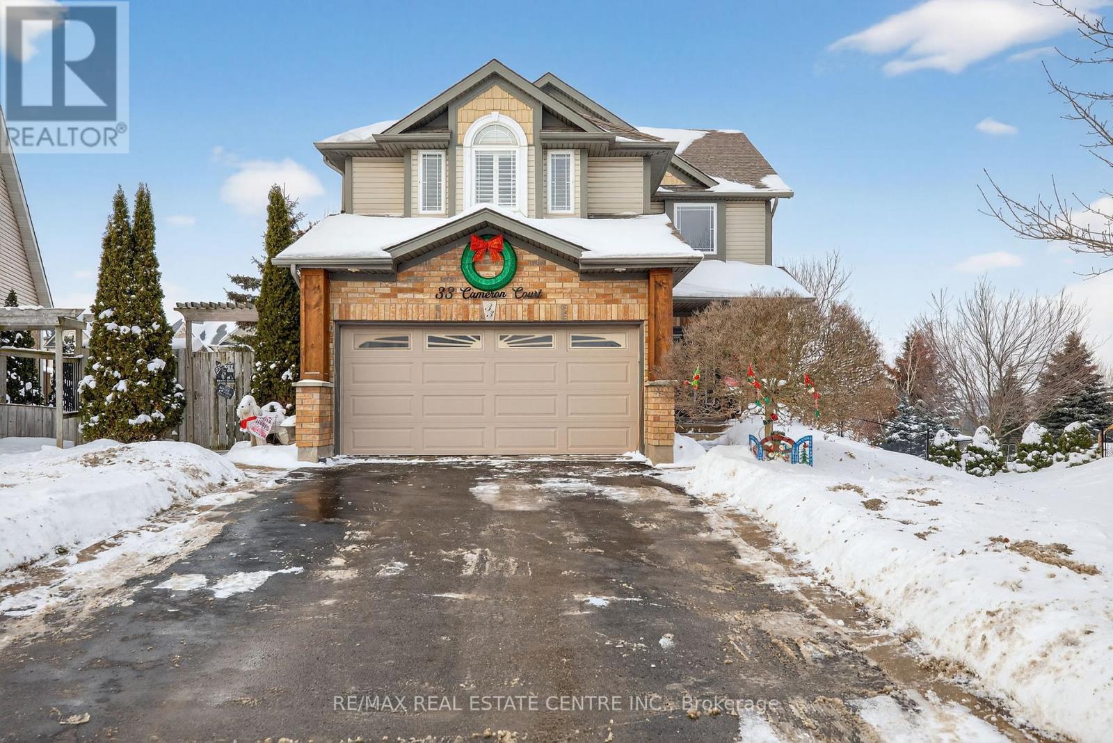 33 CAMERON CRESCENT, Orangeville, Ontario