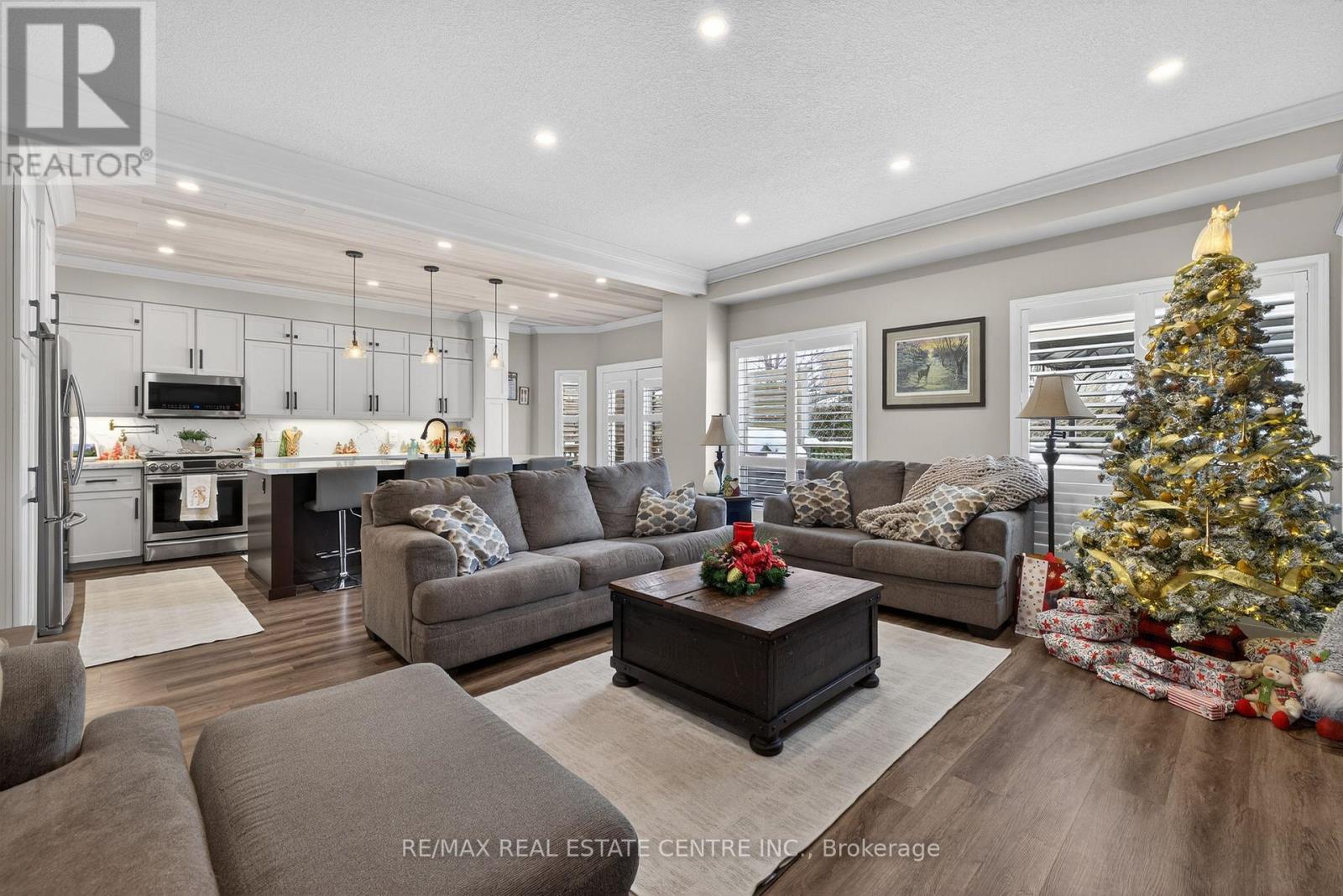 33 Cameron Crescent, Orangeville, Ontario  L9W 5G8 - Photo 8 - W12638946