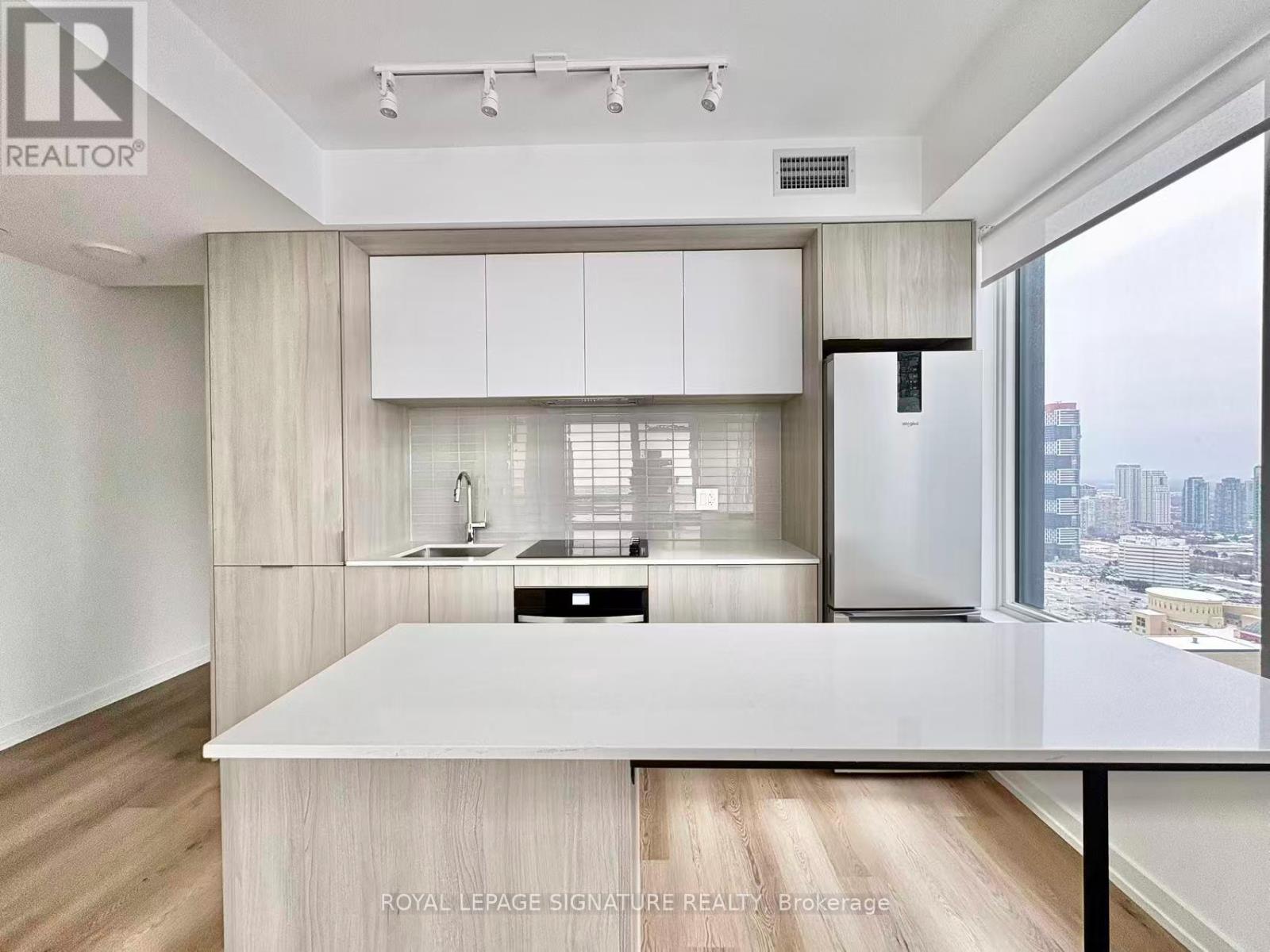 3508 - 395 Square One Drive, Mississauga, Ontario  L5B 0P6 - Photo 4 - W12638958