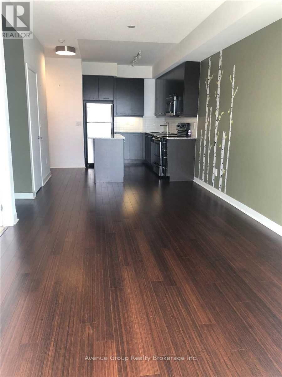 1207 - 360 Square One Drive, Mississauga, Ontario  L5B 0E6 - Photo 7 - W12638982