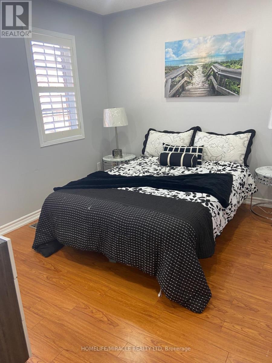 5 Marbleseed Crescent, Brampton, Ontario  L6R 2J8 - Photo 10 - W12638984