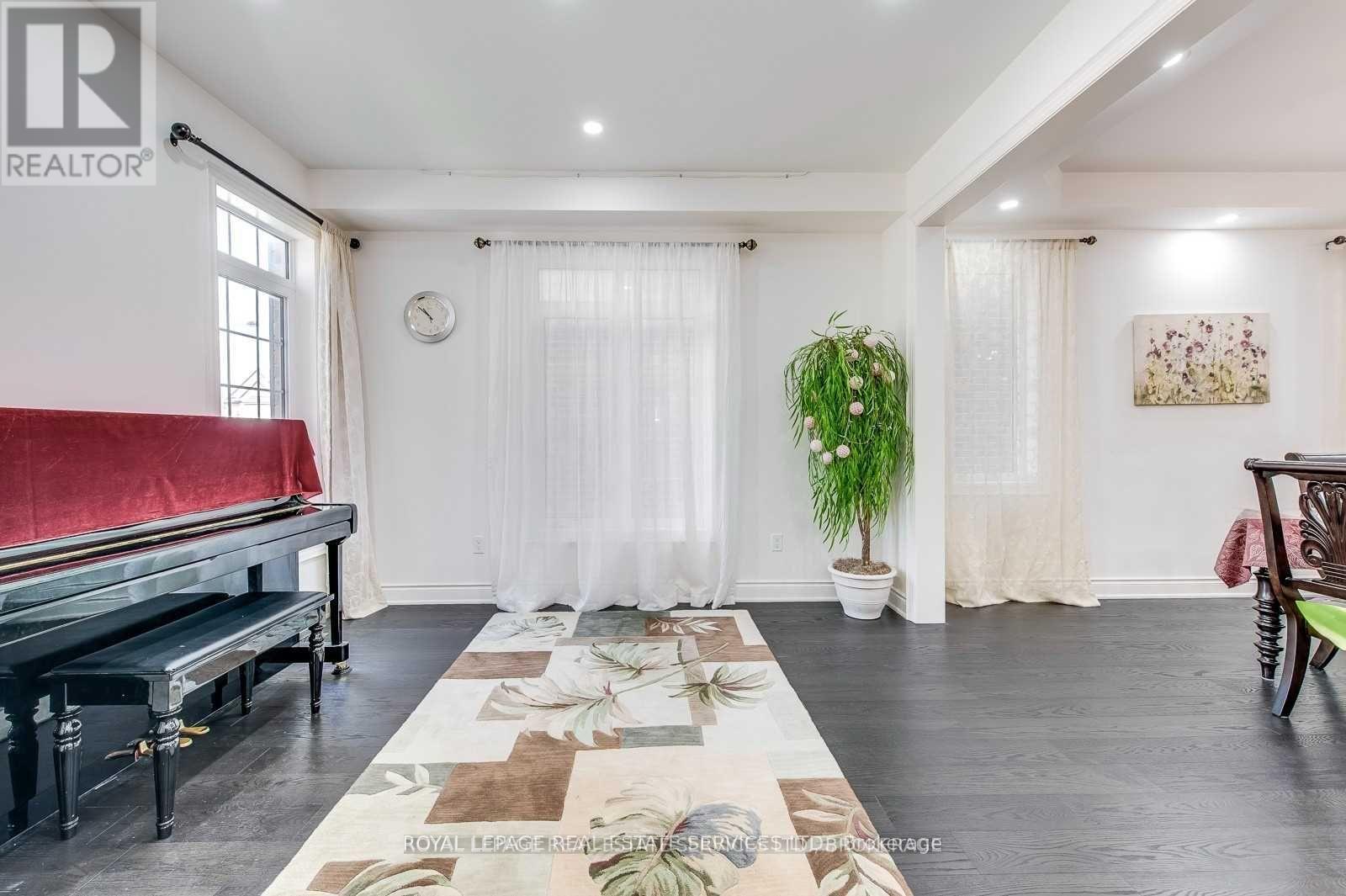 69 Card Lumber Crescent, Vaughan (Kleinburg), Ontario  L4H 3Z1 - Photo 6 - N12482756