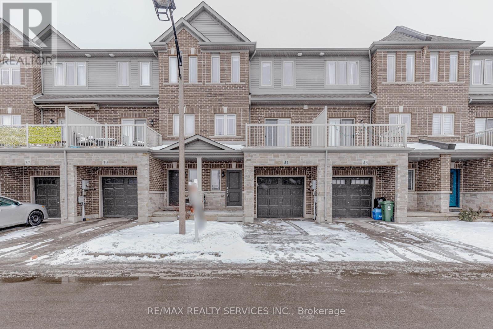 41 Crossings Way N, Hamilton, Ontario  L0R 1P0 - Photo 2 - X12638896