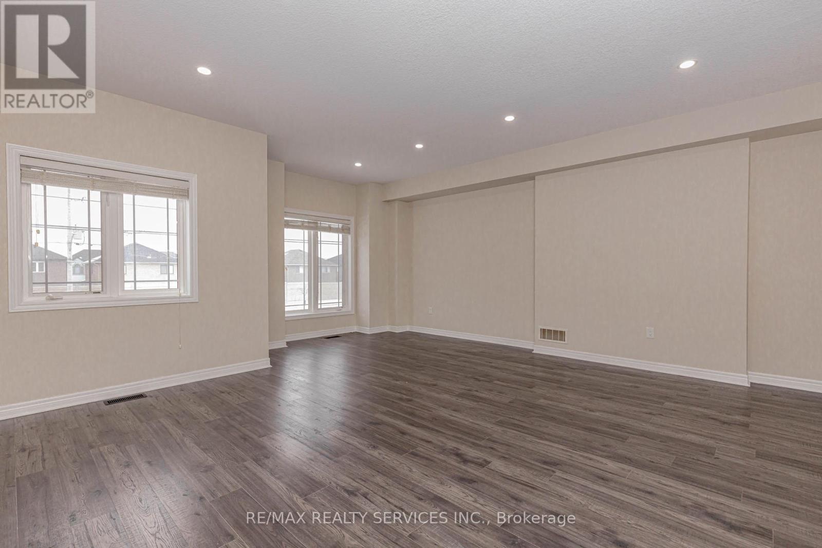 41 Crossings Way N, Hamilton, Ontario  L0R 1P0 - Photo 24 - X12638896