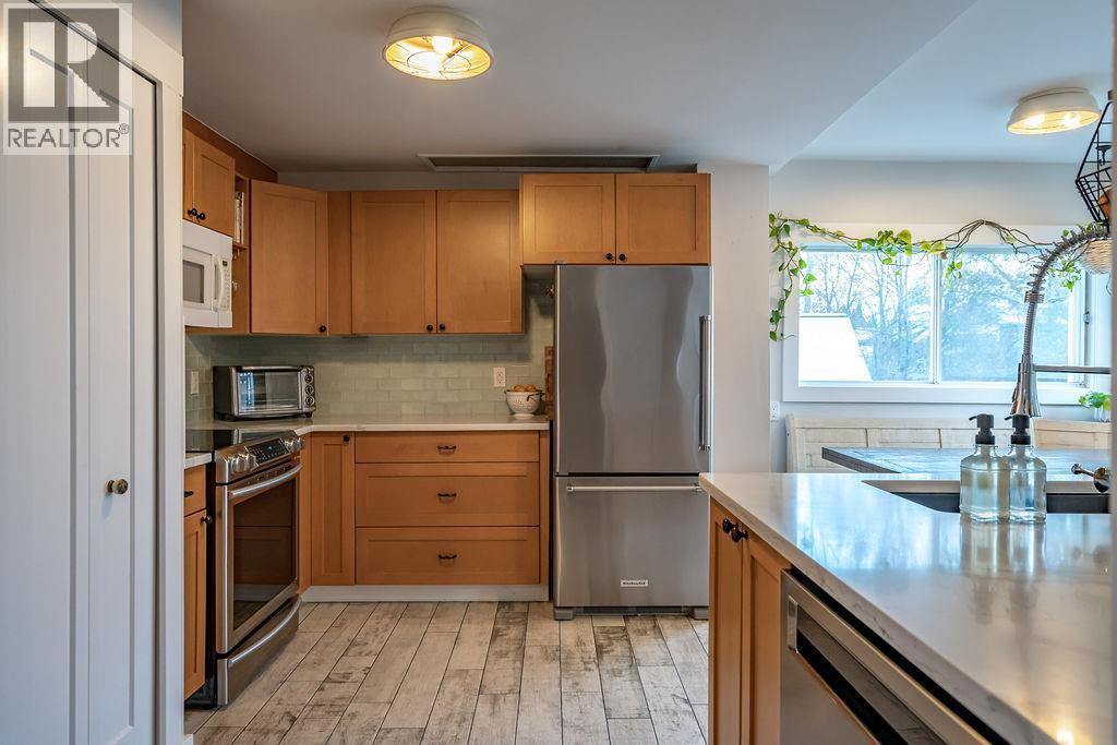 514 First Street, Nelson, British Columbia  V1L 2K8 - Photo 24 - 10371276