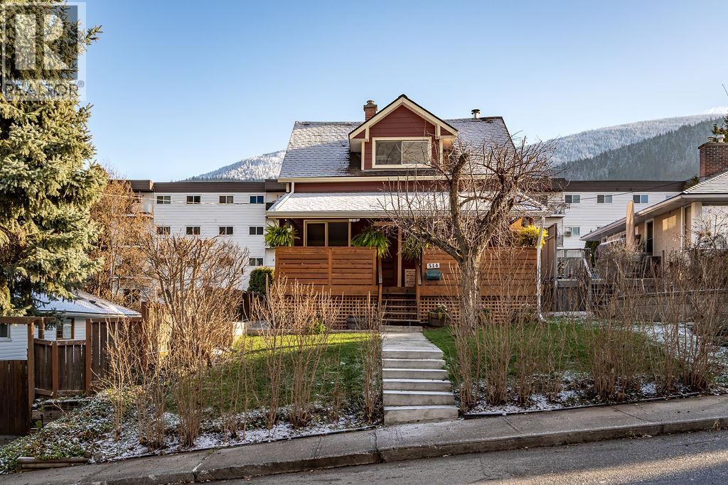 514 First Street, Nelson, British Columbia  V1L 2K8 - Photo 3 - 10371276