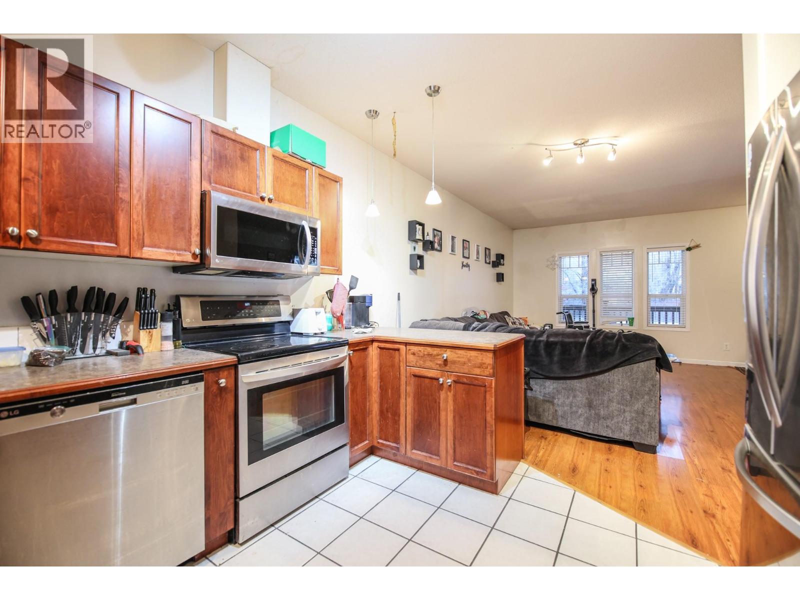 703 9th Avenue, Keremeos, British Columbia  V0X 1N3 - Photo 14 - 10371149