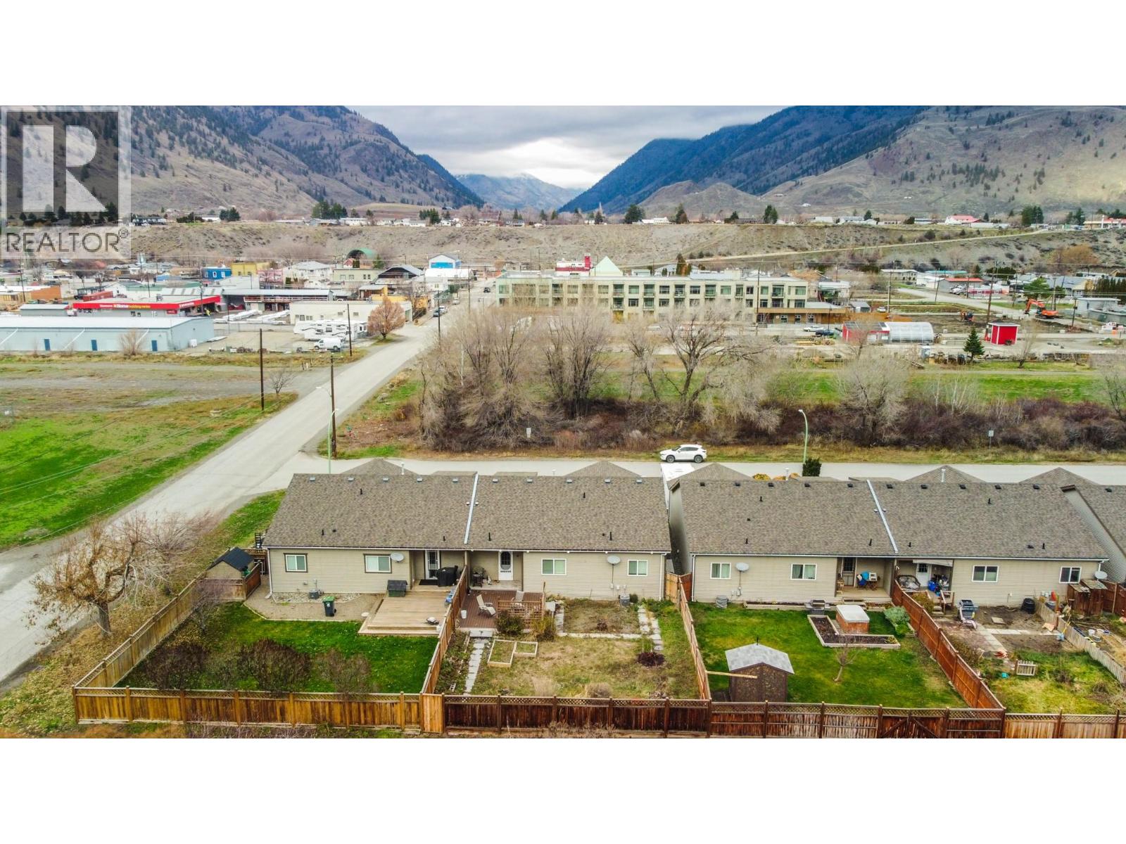 703 9th Avenue, Keremeos, British Columbia  V0X 1N3 - Photo 3 - 10371149