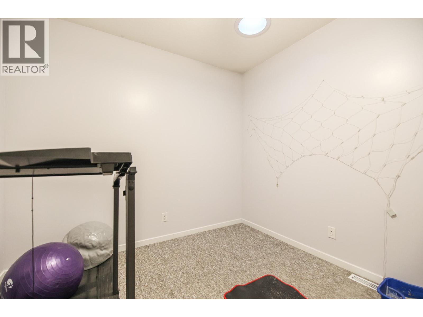 703 9th Avenue, Keremeos, British Columbia  V0X 1N3 - Photo 31 - 10371149