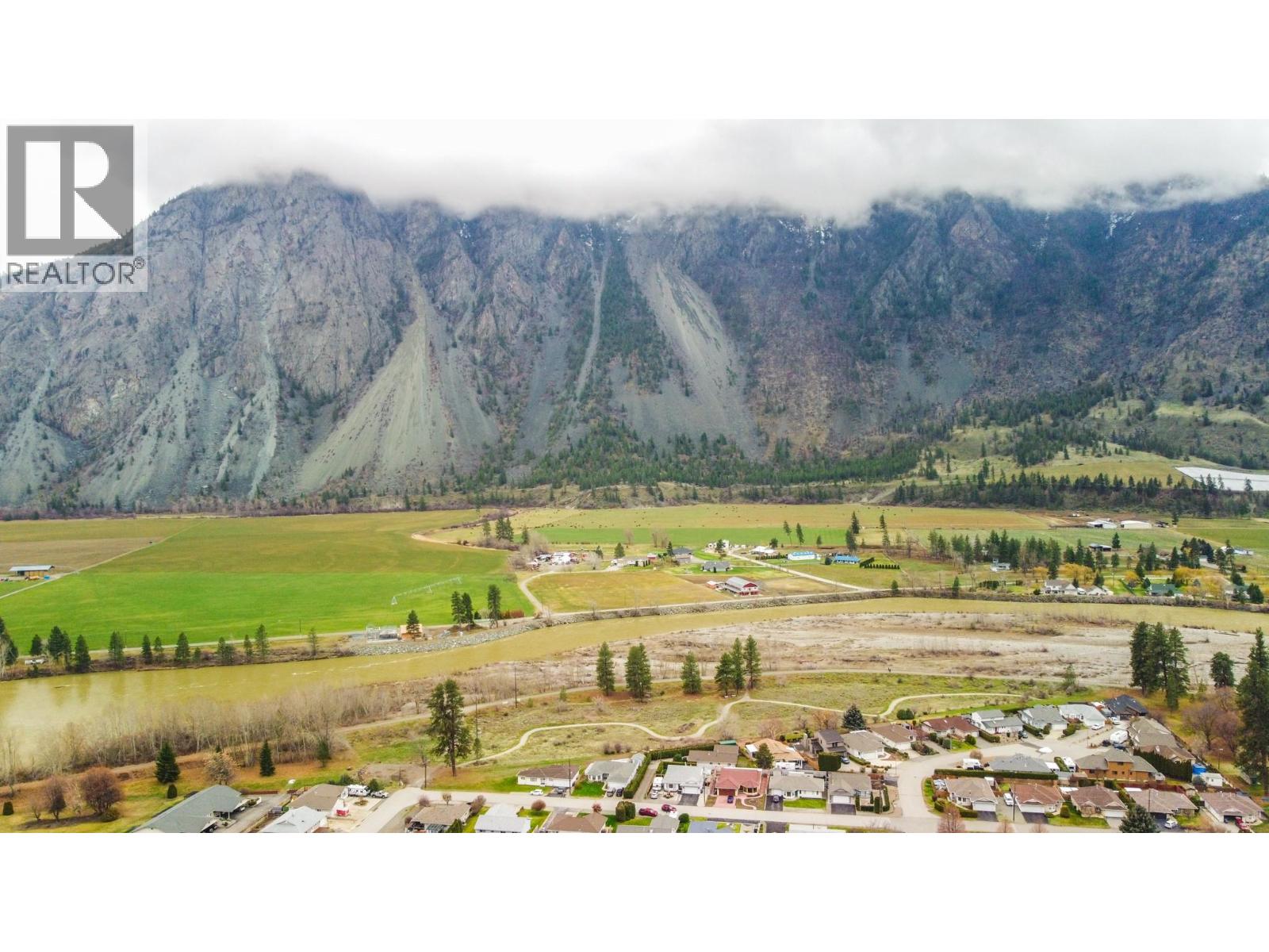 703 9th Avenue, Keremeos, British Columbia  V0X 1N3 - Photo 38 - 10371149