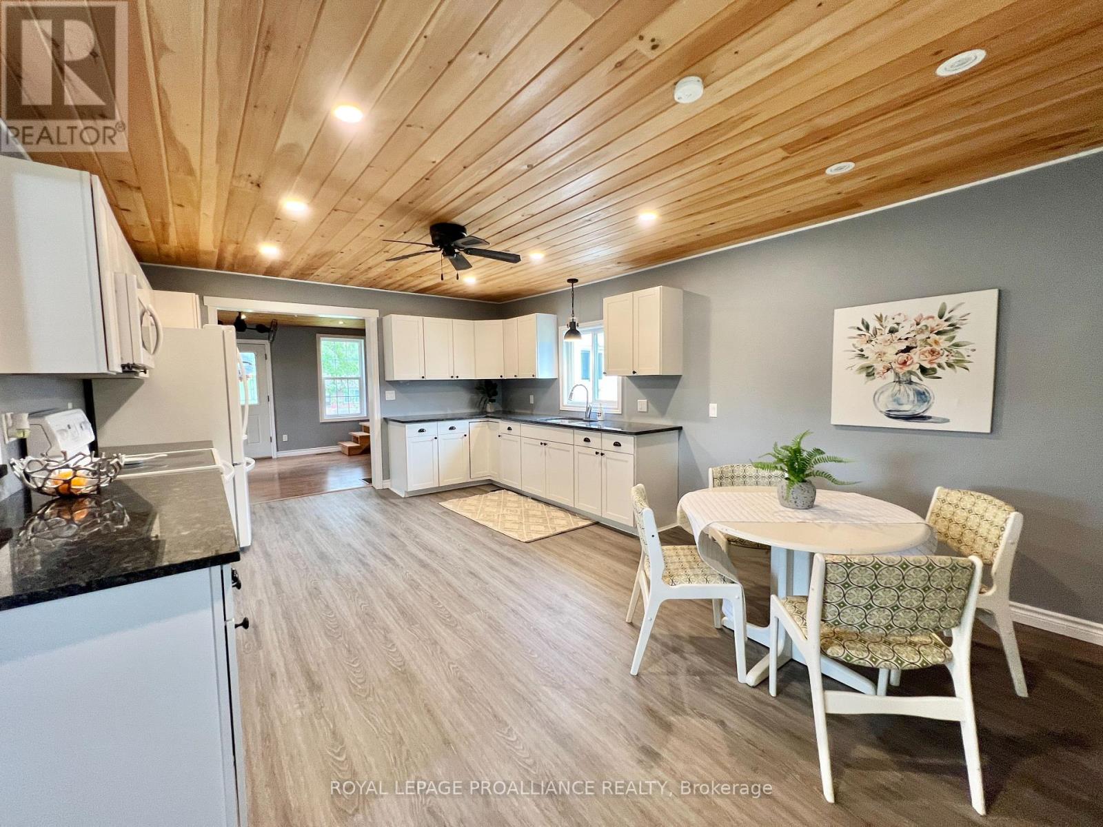 310 Old Madoc Road, Belleville, Ontario  K0K 2B0 - Photo 12 - X12639030