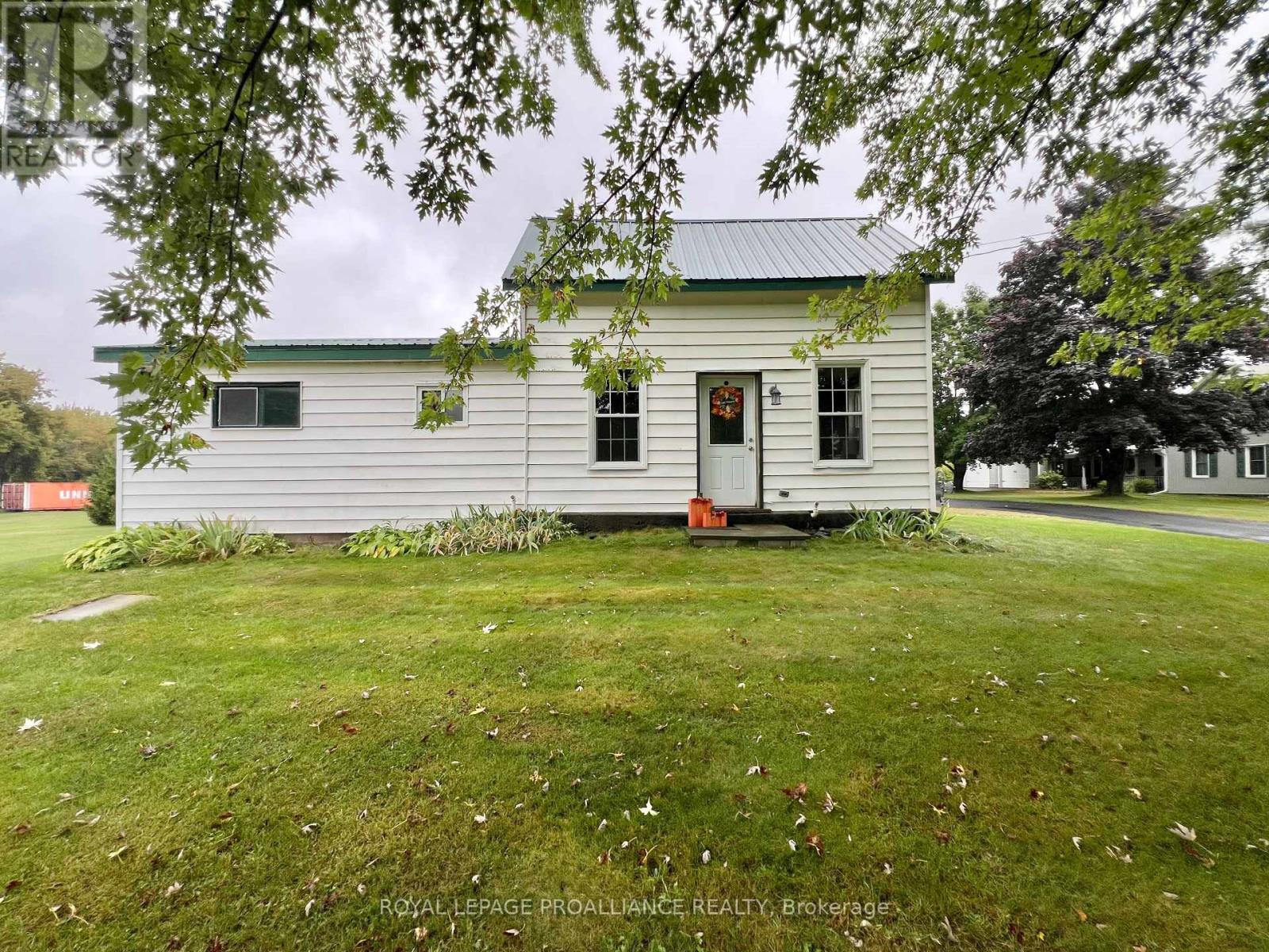 310 Old Madoc Road, Belleville, Ontario  K0K 2B0 - Photo 2 - X12639030