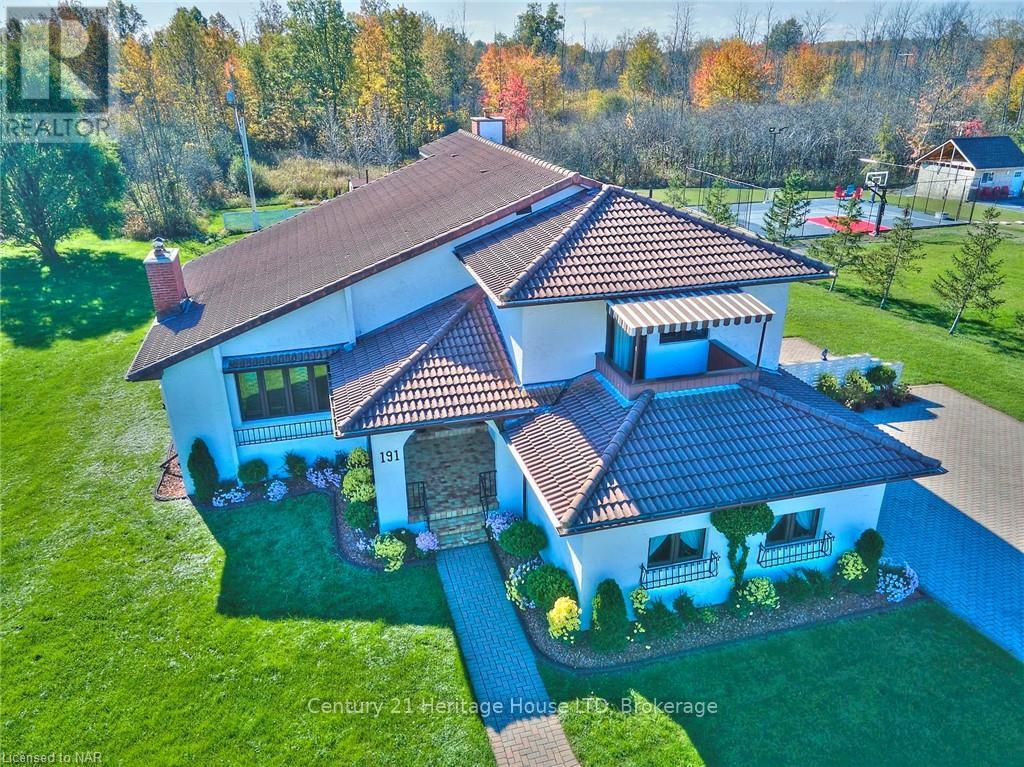 191 Cairns Crescent, Fort Erie, Ontario  L2A 5M4 - Photo 3 - X12457532