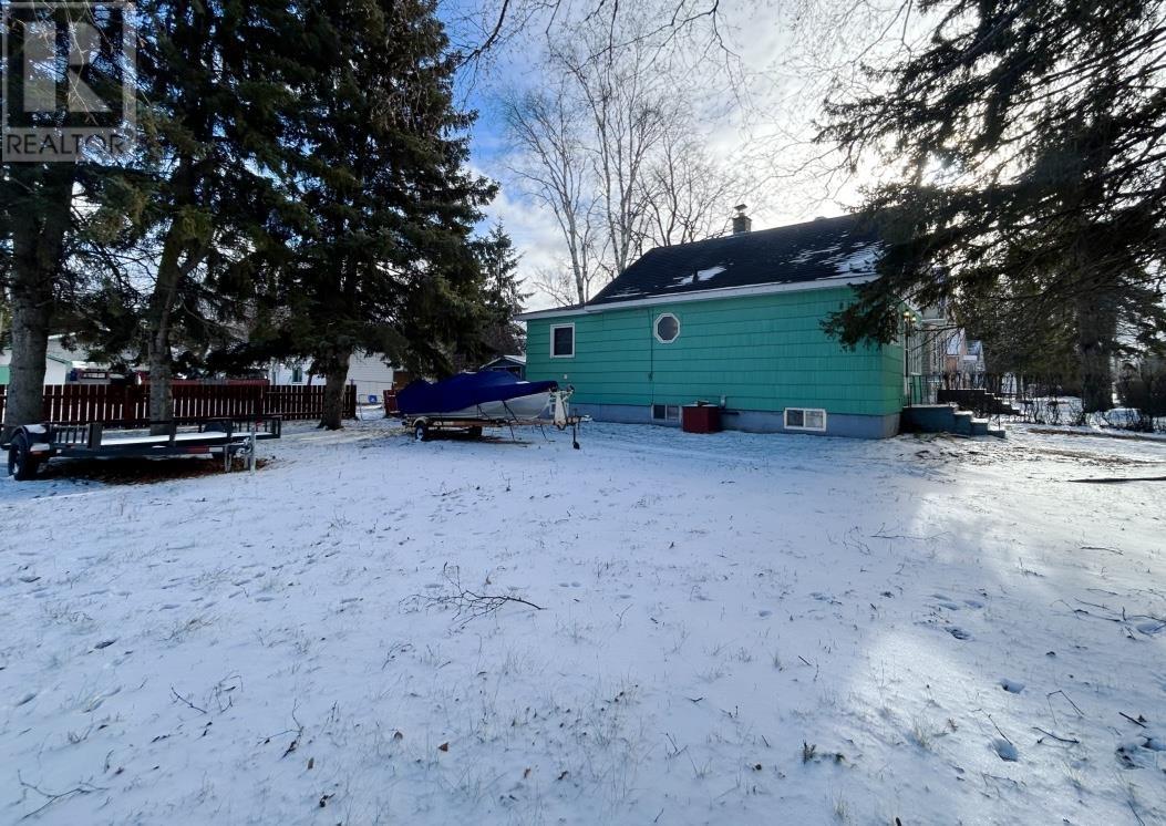 916-918 Victoria Avenue N, Fort Frances, Ontario  P9A 2E5 - Photo 26 - TB253576