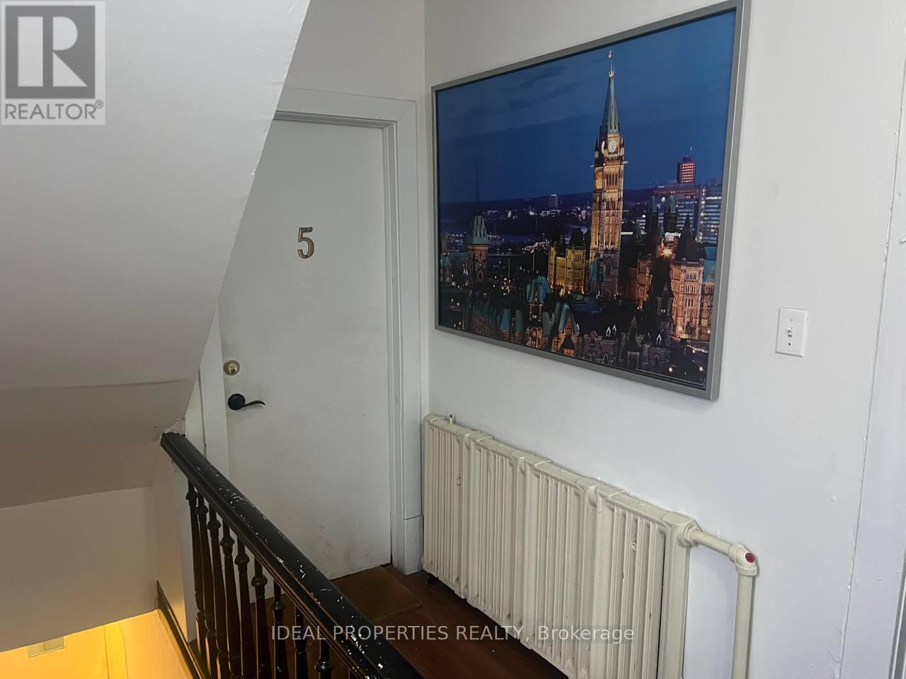 5 - 277 Bronson Avenue, Ottawa, Ontario  K1R 6H7 - Photo 2 - X12639000