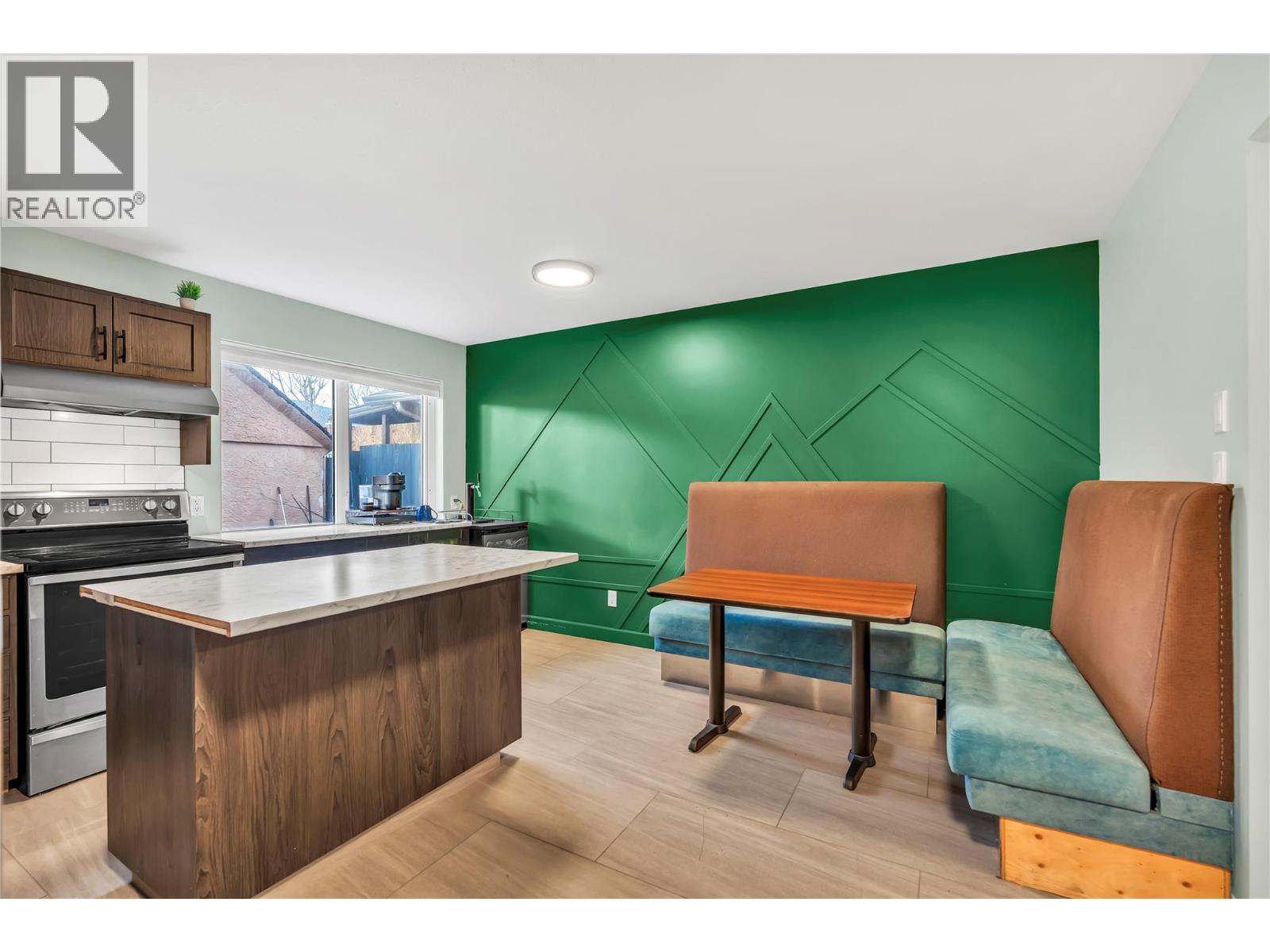 429 Braid Street, Penticton, British Columbia  V2A 4Y1 - Photo 6 - 10370919