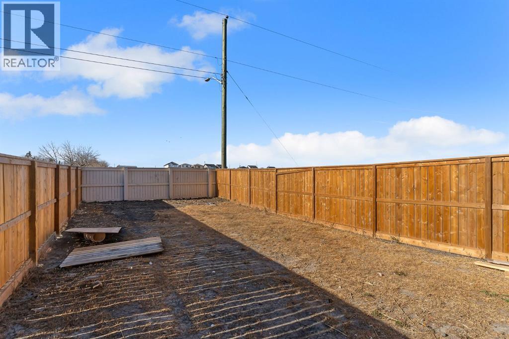 1489 Bayview Point Sw, Airdrie, Alberta  T4B 5K1 - Photo 35 - A2268070