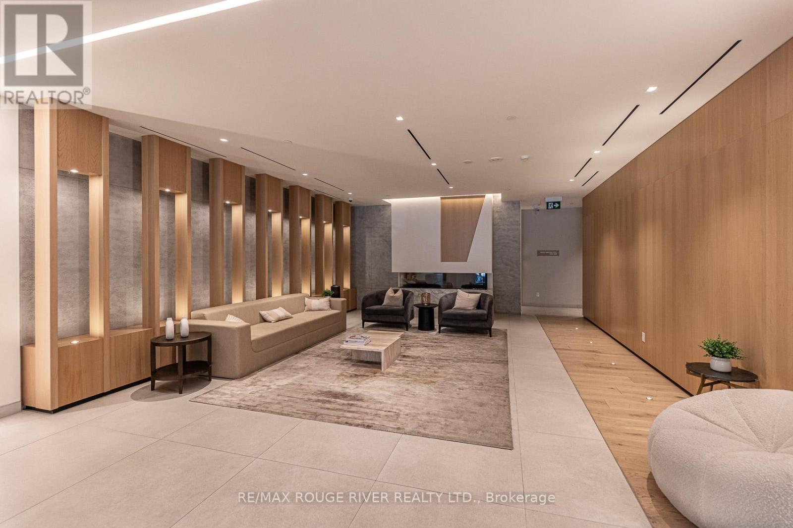 402 - 5 Defries Street, Toronto, Ontario  M5A 0W7 - Photo 3 - C12639010