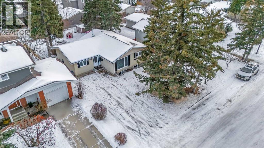 5868 Dalcastle Drive Nw, Calgary, Alberta  T3A 2B6 - Photo 44 - A2274677