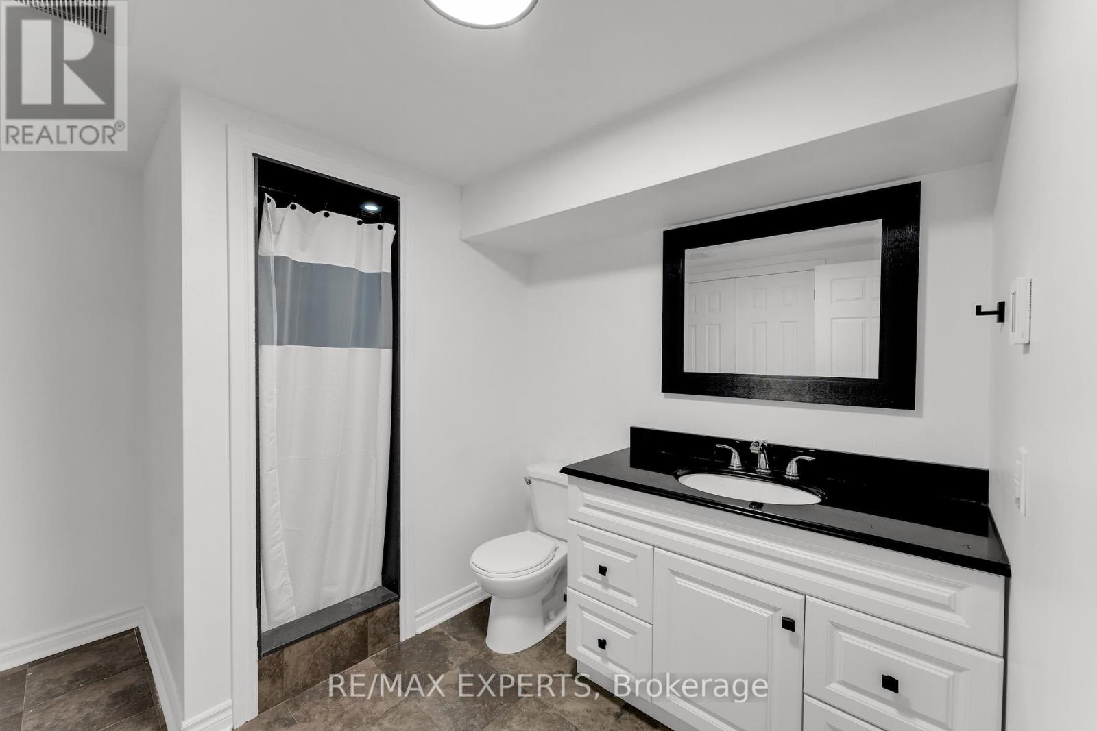 12 Vista Drive, Bradford West Gwillimbury, Ontario  L3Z 0B6 - Photo 42 - N12630632