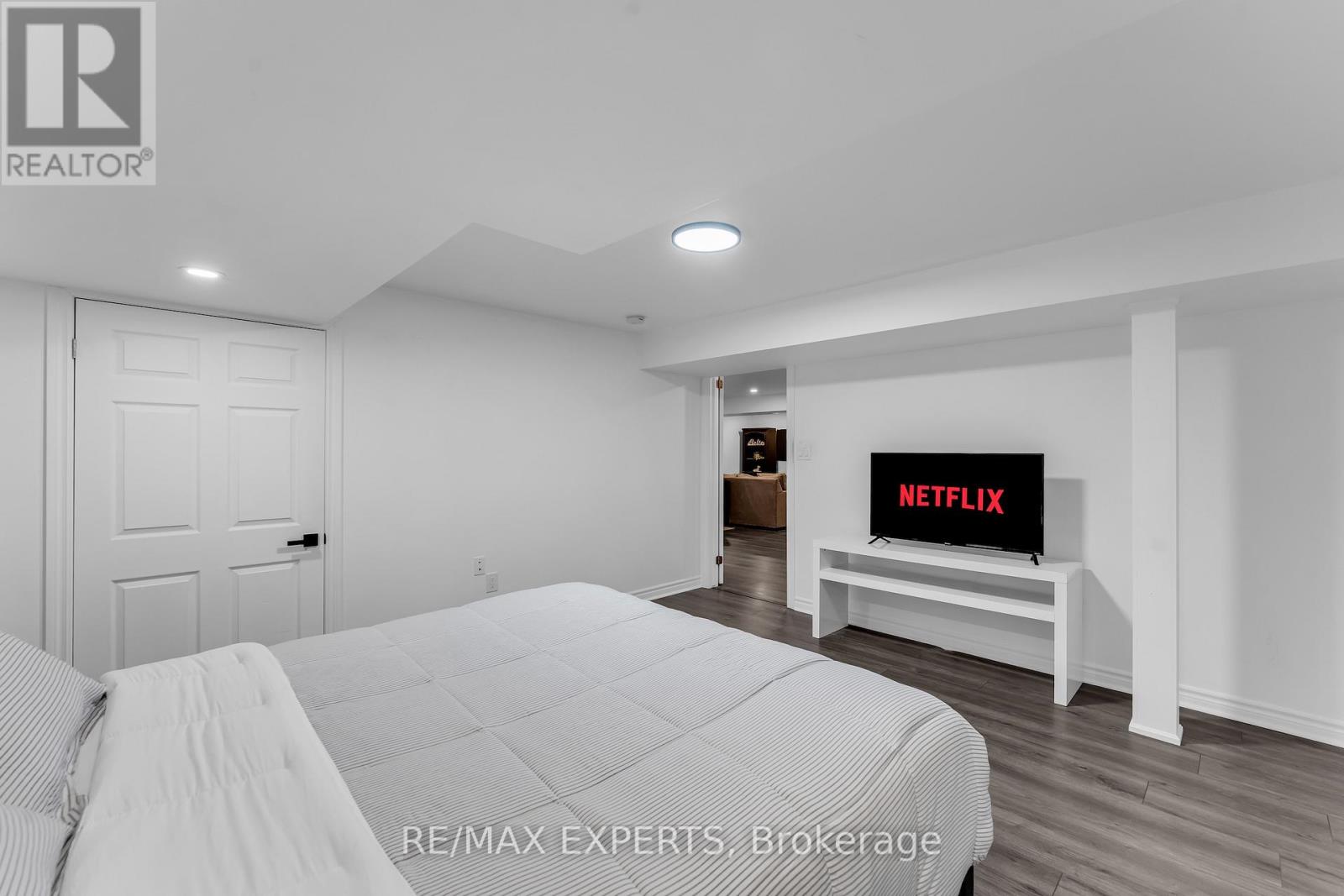 12 Vista Drive, Bradford West Gwillimbury, Ontario  L3Z 0B6 - Photo 44 - N12630632