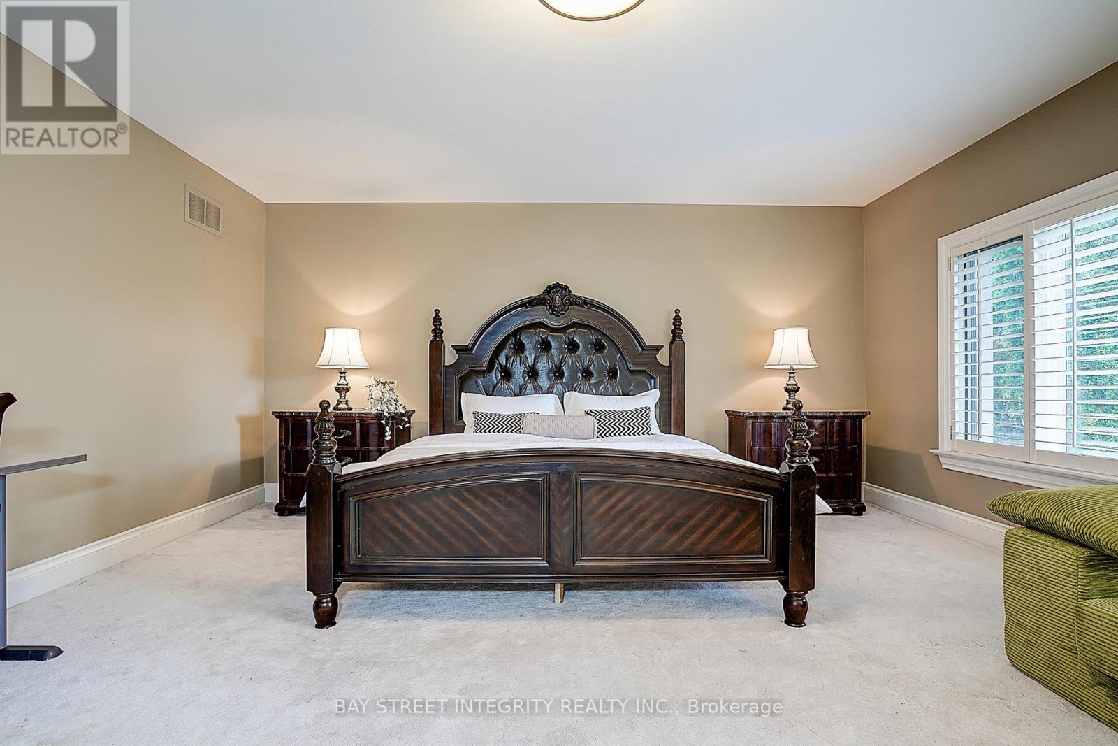 155 Renaissance Court, Vaughan, Ontario  L4J 7W4 - Photo 19 - N12631552