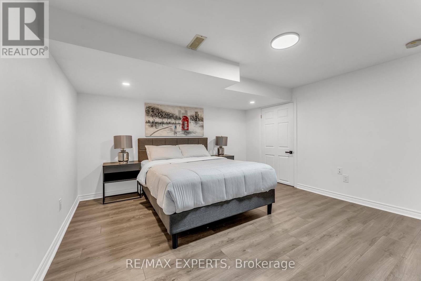 12 Vista Drive, Bradford West Gwillimbury, Ontario  L3Z 0B6 - Photo 45 - N12630632