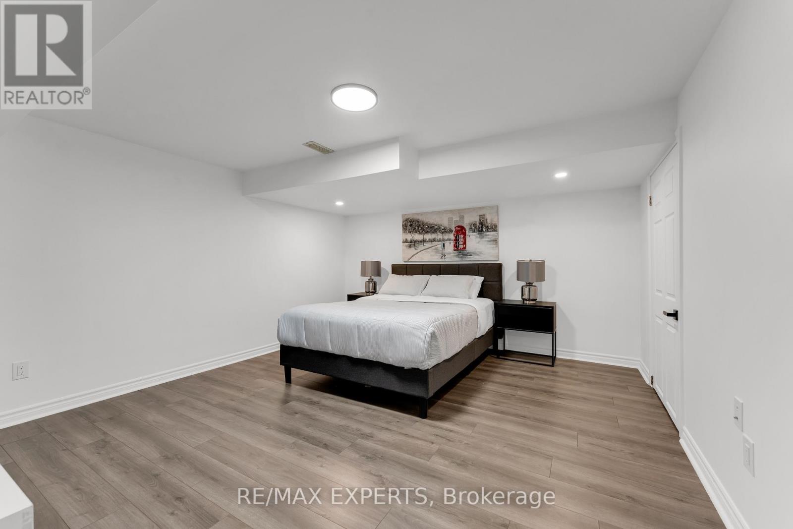 12 Vista Drive, Bradford West Gwillimbury, Ontario  L3Z 0B6 - Photo 43 - N12630632