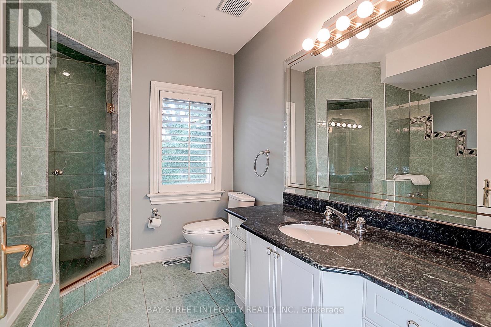 155 Renaissance Court, Vaughan, Ontario  L4J 7W4 - Photo 21 - N12631552