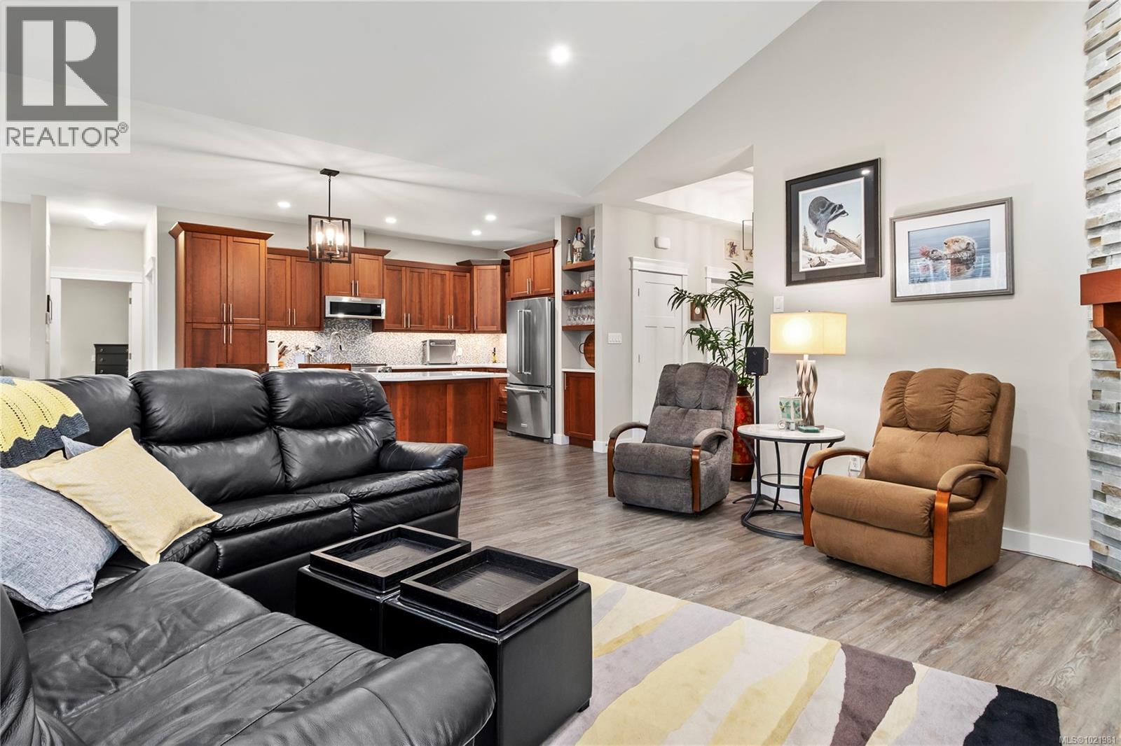 15 Nikola Rd, Campbell River, British Columbia V9W 0C9 - Photo 12 - 1021981