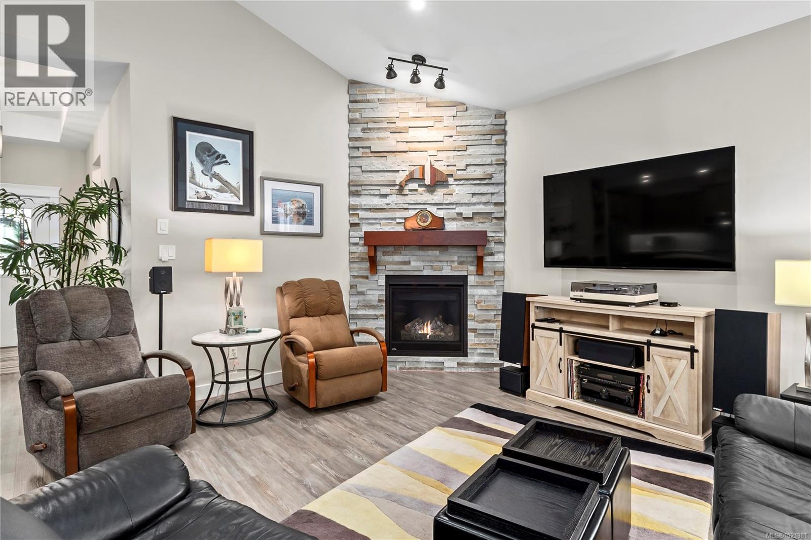 15 Nikola Rd, Campbell River, British Columbia V9W 0C9 - Photo 13 - 1021981