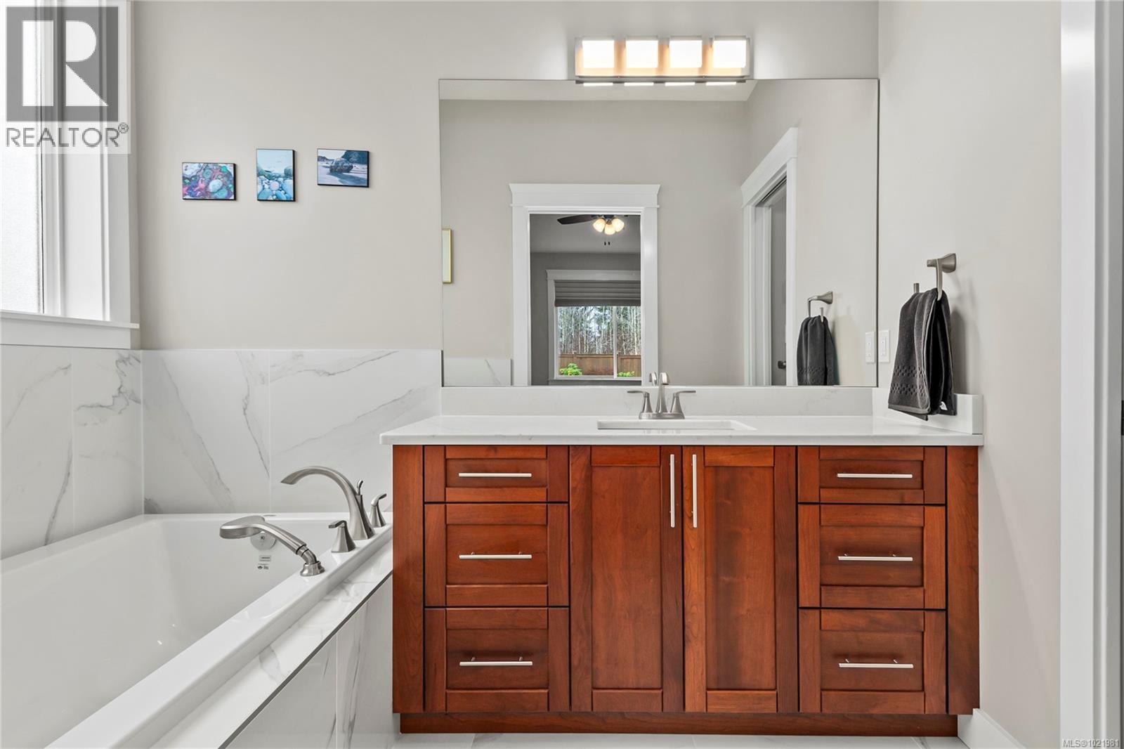 15 Nikola Rd, Campbell River, British Columbia V9W 0C9 - Photo 21 - 1021981