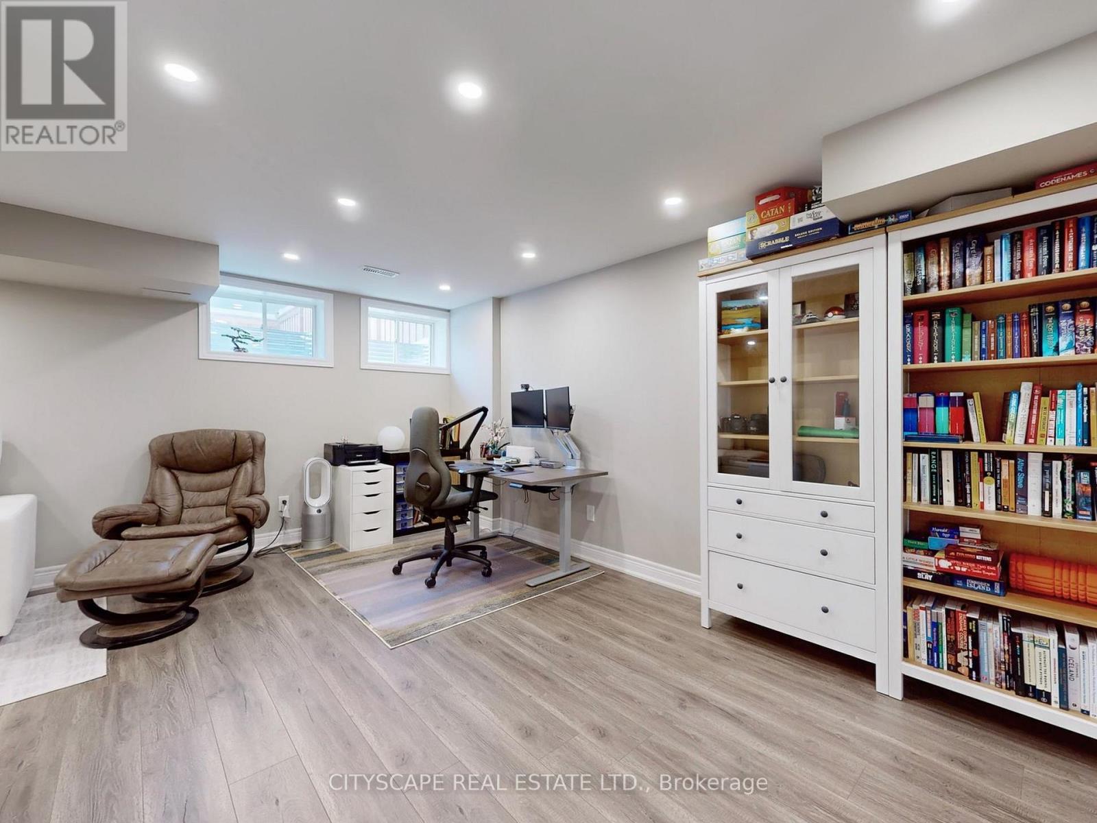 98 Veterans Street, Bradford West Gwillimbury (Bradford), Ontario  L3Z 4H7 - Photo 40 - N12638998