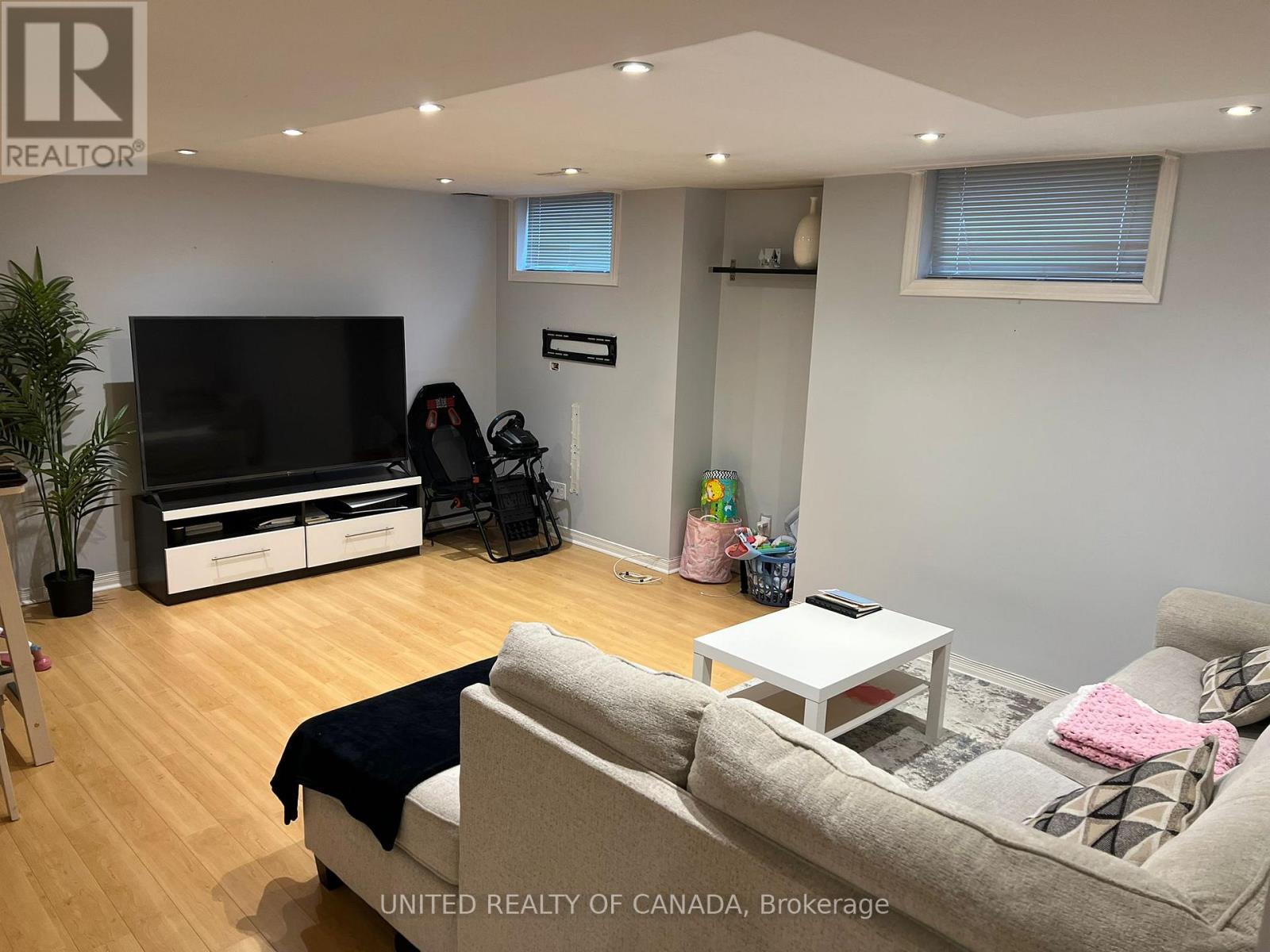 108 MAROON DRIVE, Richmond Hill, Ontario