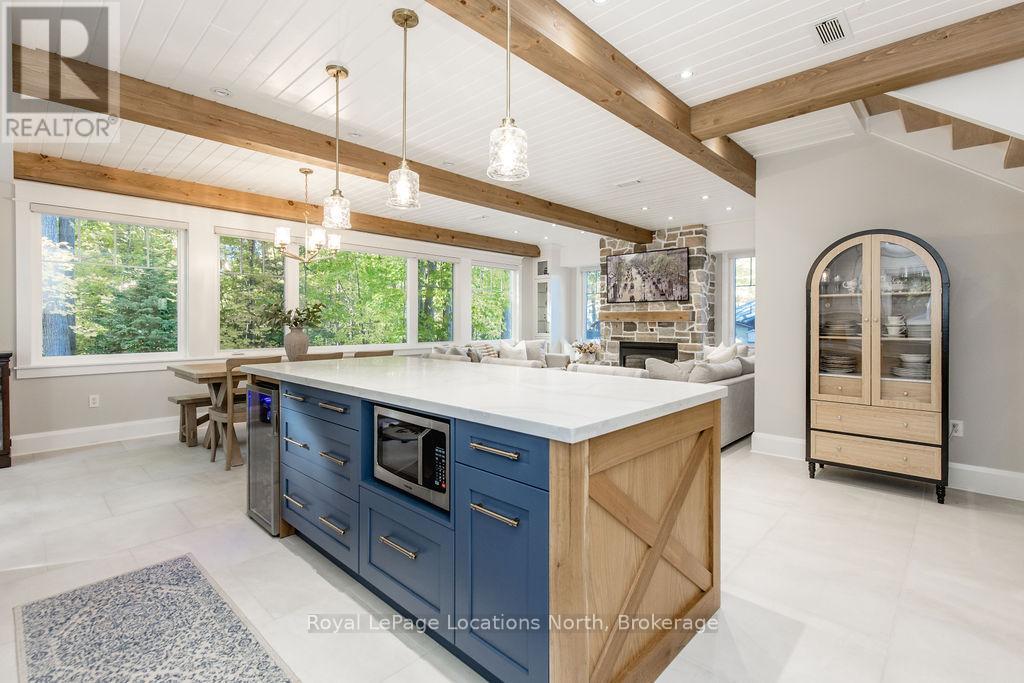 545 Oxbow Park Drive, Wasaga Beach, Ontario L9Z 2T9 - Photo 11 - S12639154