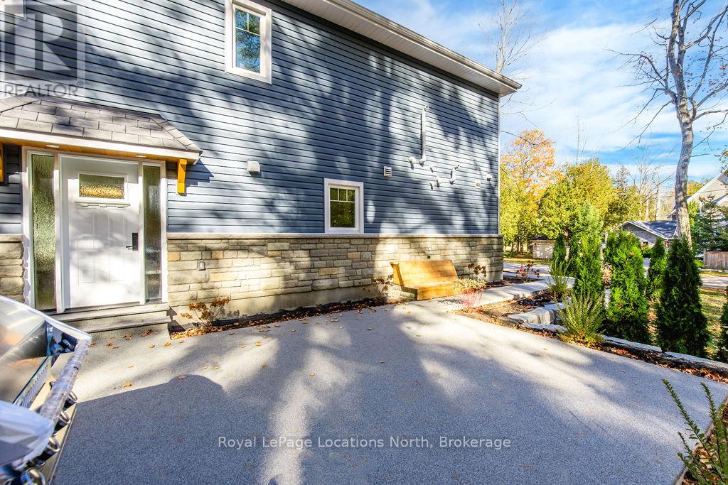 545 Oxbow Park Drive, Wasaga Beach, Ontario L9Z 2T9 - Photo 39 - S12639154
