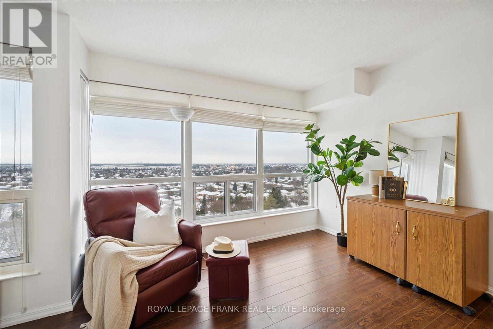 1209 - 712 Rossland Road E, Whitby, Ontario  L1N 9E8 - Photo 11 - E12639074