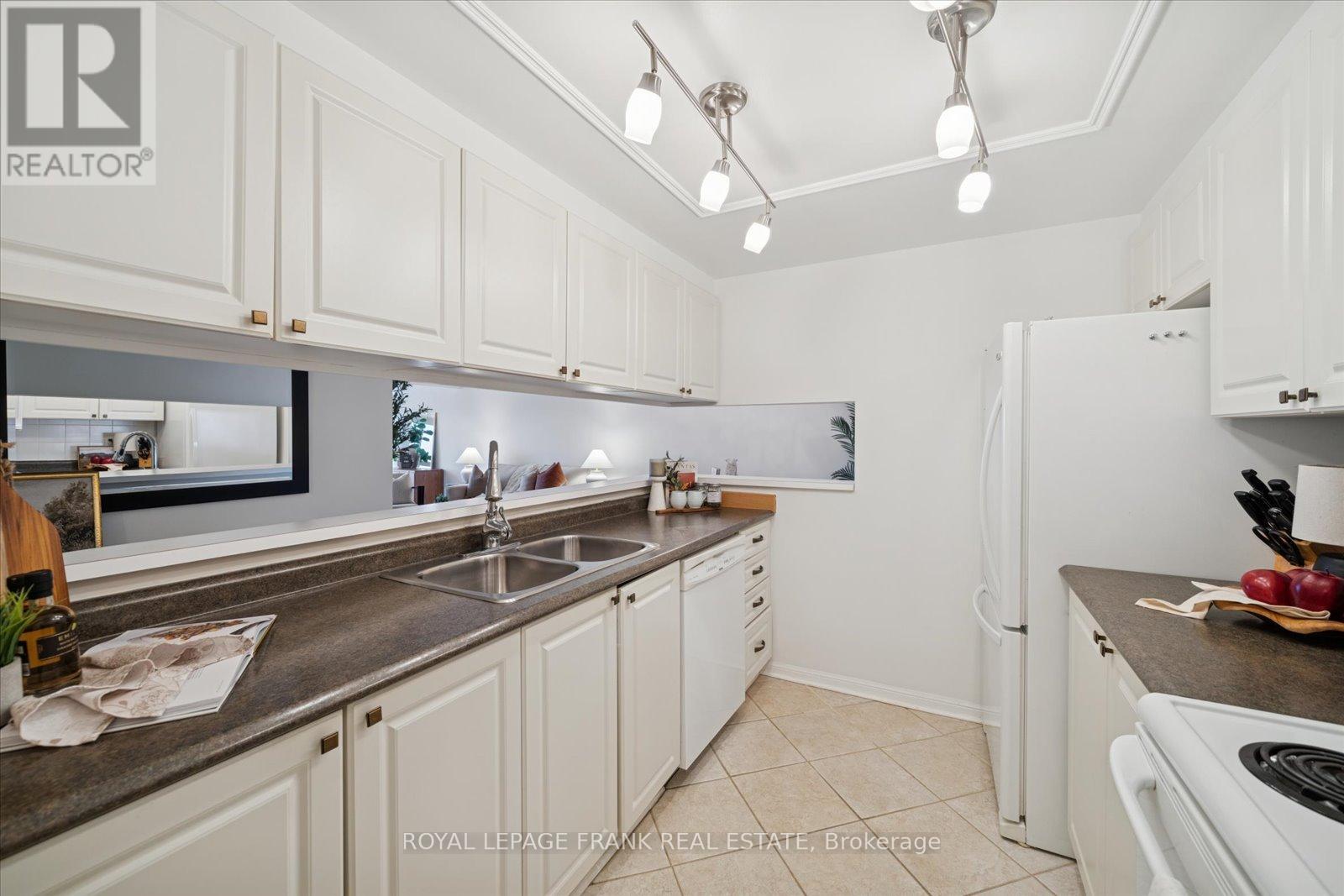 1209 - 712 Rossland Road E, Whitby, Ontario  L1N 9E8 - Photo 25 - E12639074