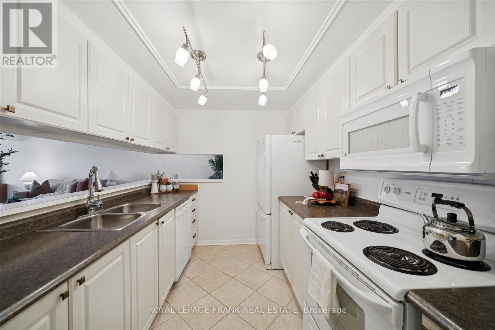 1209 - 712 Rossland Road E, Whitby, Ontario  L1N 9E8 - Photo 26 - E12639074