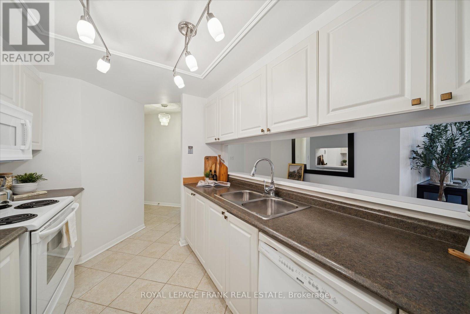 1209 - 712 Rossland Road E, Whitby, Ontario  L1N 9E8 - Photo 28 - E12639074