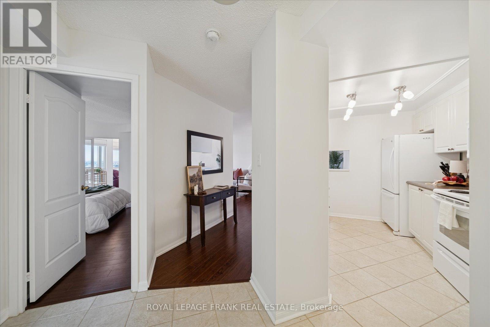 1209 - 712 Rossland Road E, Whitby, Ontario  L1N 9E8 - Photo 29 - E12639074