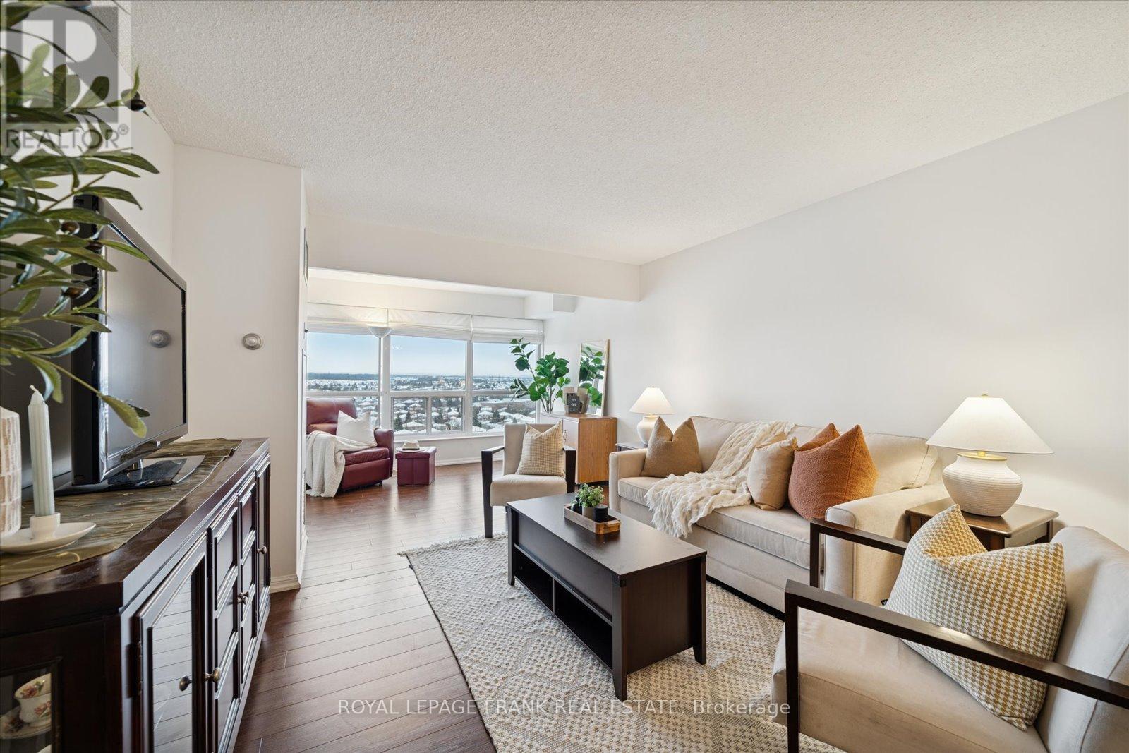 1209 - 712 Rossland Road E, Whitby, Ontario  L1N 9E8 - Photo 8 - E12639074