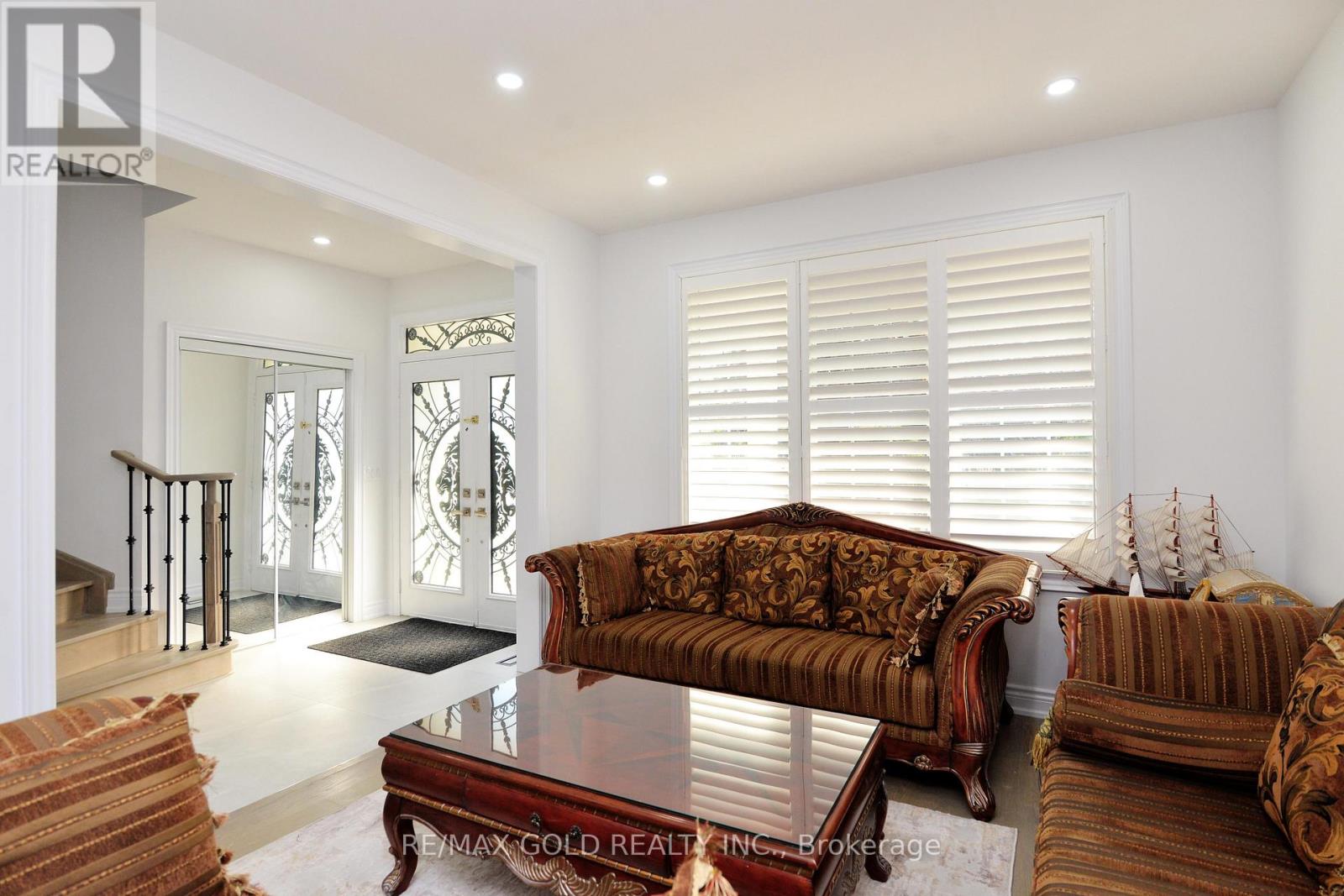 1 Blaketon Court, Brampton, Ontario  L6P 1G4 - Photo 10 - W12639034