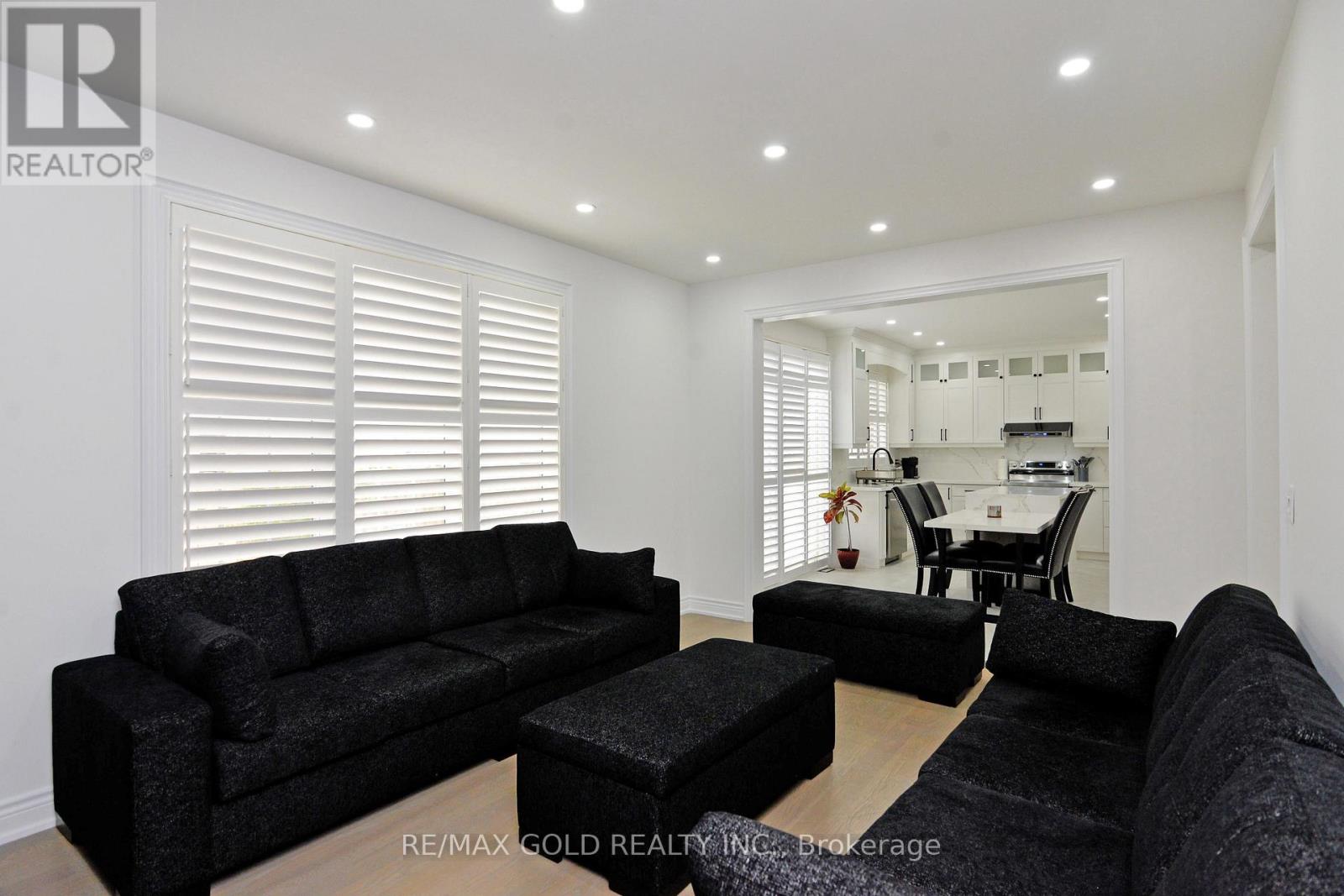 1 Blaketon Court, Brampton, Ontario  L6P 1G4 - Photo 14 - W12639034