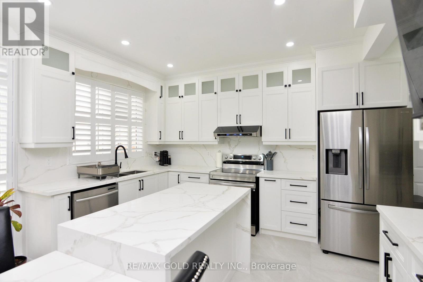 1 Blaketon Court, Brampton, Ontario  L6P 1G4 - Photo 18 - W12639034