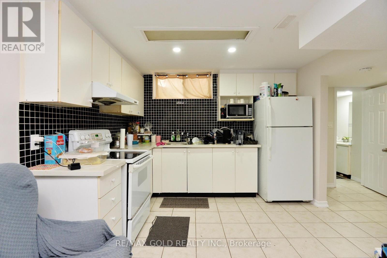 1 Blaketon Court, Brampton, Ontario  L6P 1G4 - Photo 37 - W12639034