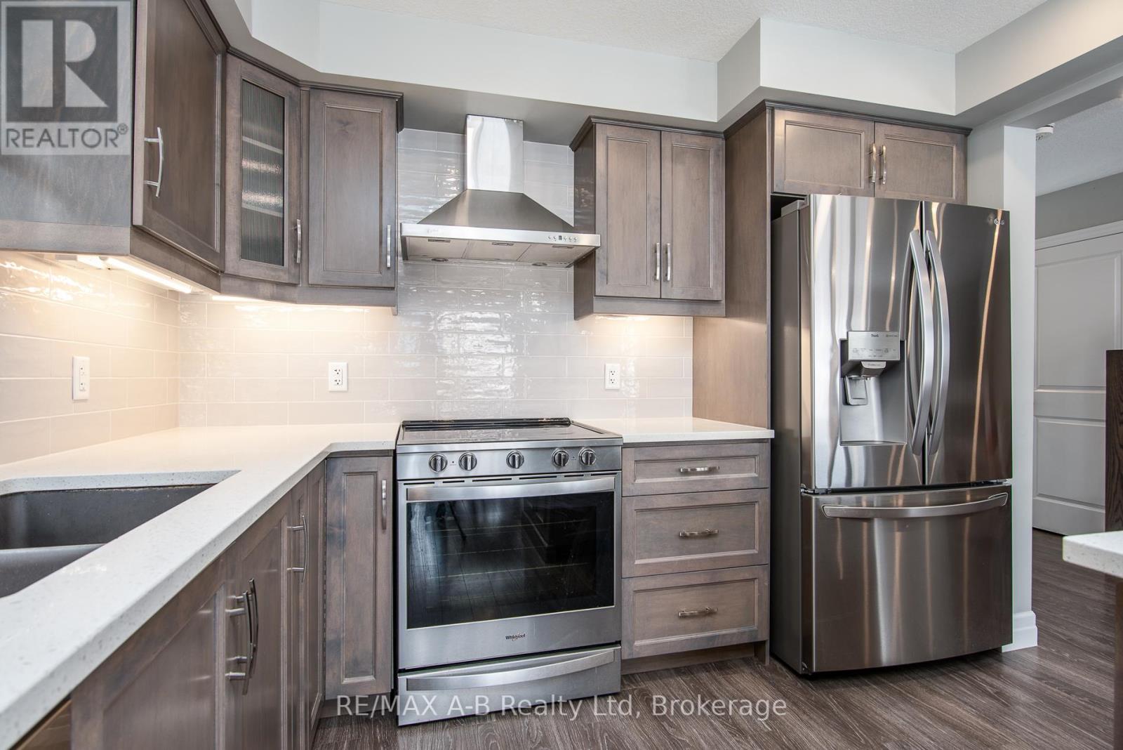 31 Davidson Drive, Stratford, Ontario N5A 0J5 - Photo 15 - X12639146