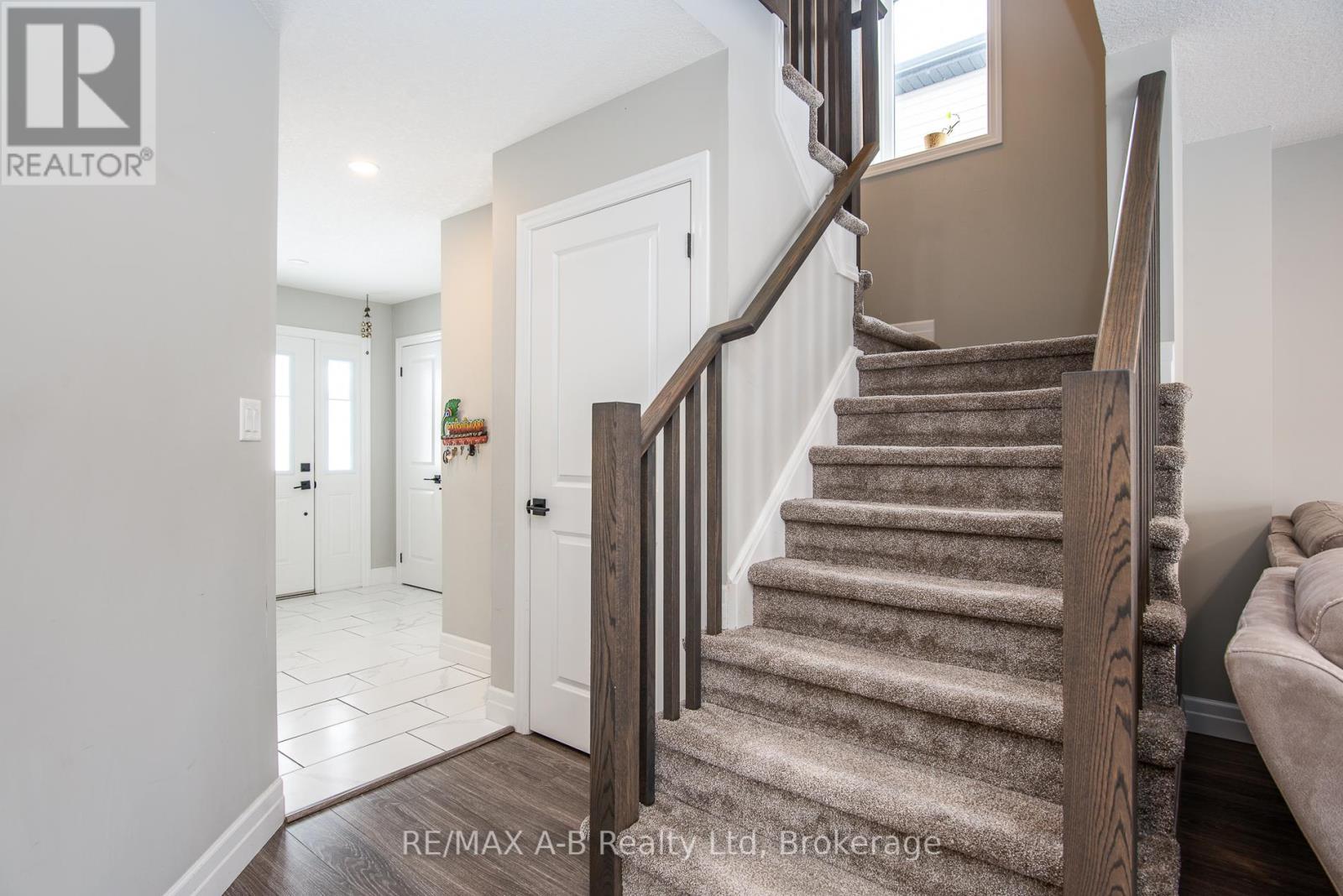 31 Davidson Drive, Stratford, Ontario N5A 0J5 - Photo 23 - X12639146