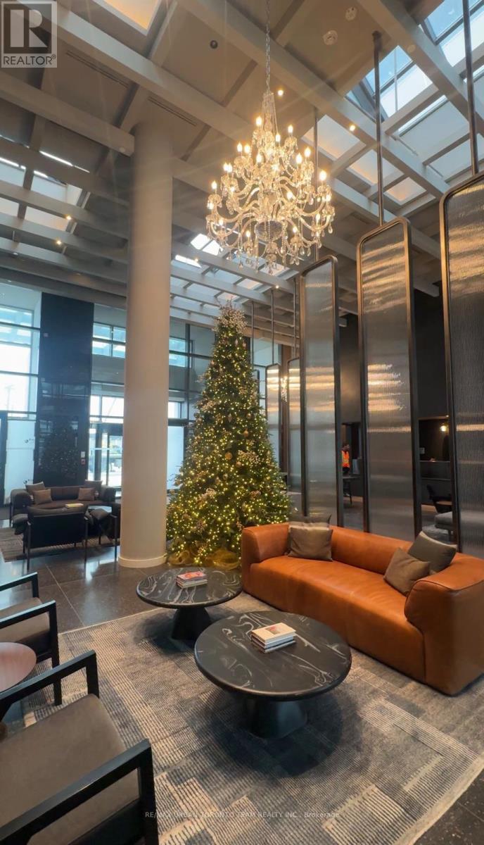 1911 - 8 Interchange Way, Vaughan, Ontario  L4K 5Z7 - Photo 14 - N12601022